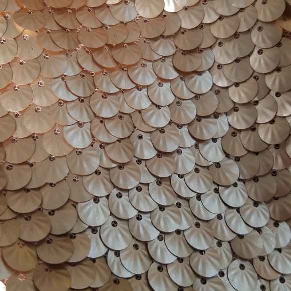 SOLD online - Picture 4 of 4